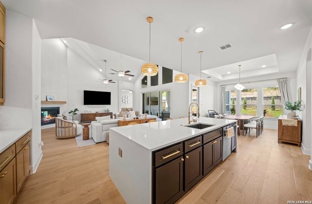 4003 Wood Creek, San Antonio, TX 78257