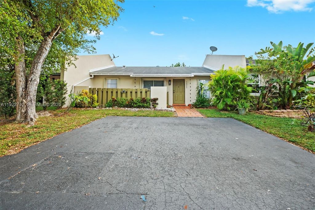 12246 SW 116th Ln 12246, Miami, FL 33186