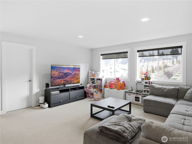 2700 83rd Avenue Ct E, Edgewood, WA 98371