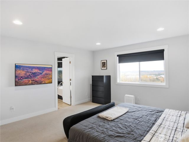 2700 83rd Avenue Ct E, Edgewood, WA 98371