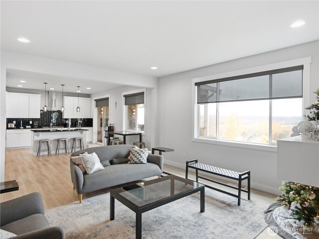 2700 83rd Avenue Ct E, Edgewood, WA 98371