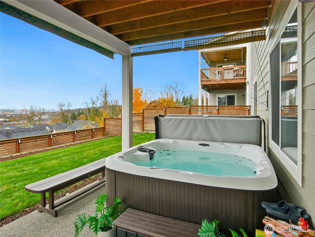 2700 83rd Avenue Ct E, Edgewood, WA 98371