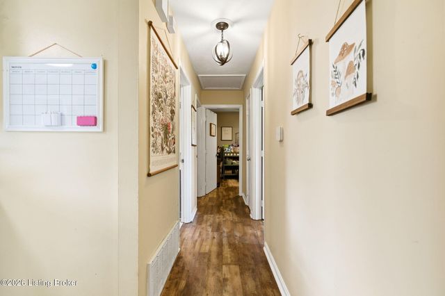 5708 Tamarack Ln, Louisville, KY 40258