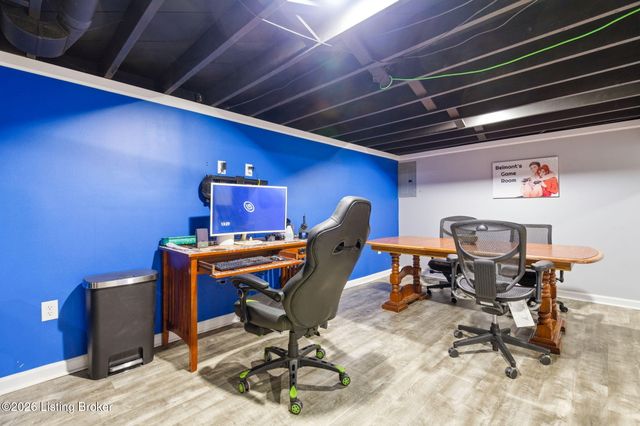 5708 Tamarack Ln, Louisville, KY 40258