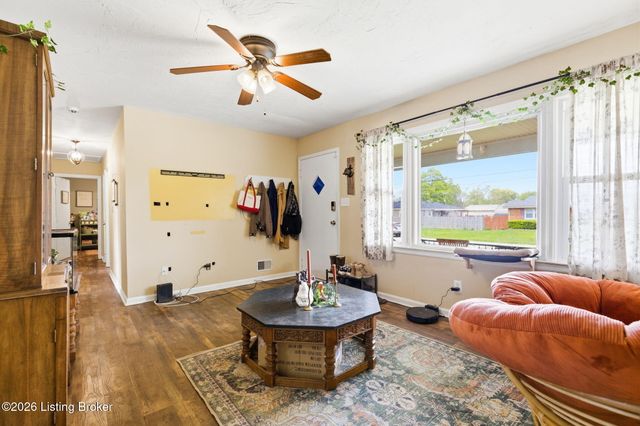 5708 Tamarack Ln, Louisville, KY 40258