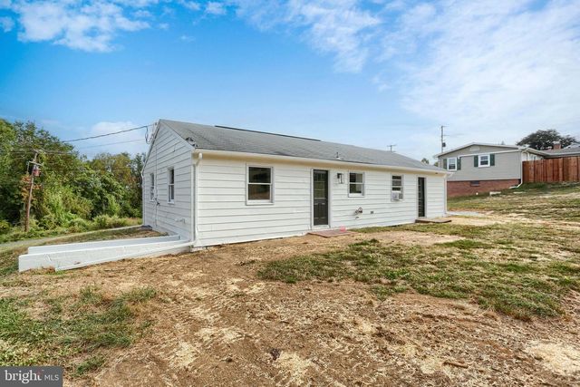 4860 YORKANA RD, Hellam, PA 17406