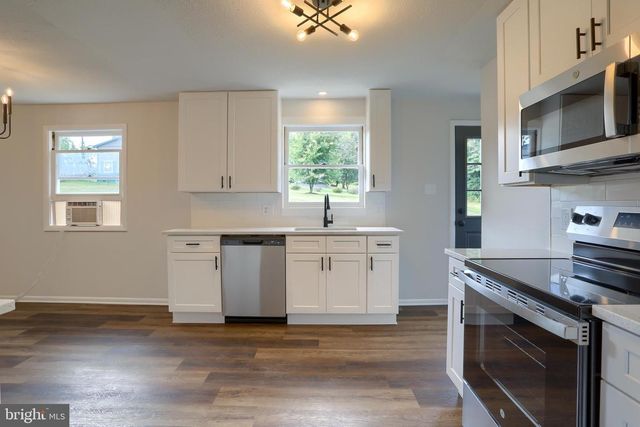 4860 YORKANA RD, Hellam, PA 17406