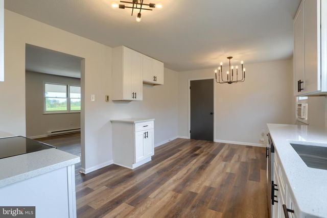 4860 YORKANA RD, Hellam, PA 17406