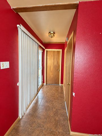 355 ROYSTON AVE, San Antonio, TX 78225