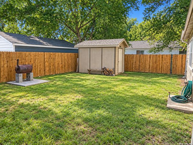 355 ROYSTON AVE, San Antonio, TX 78225