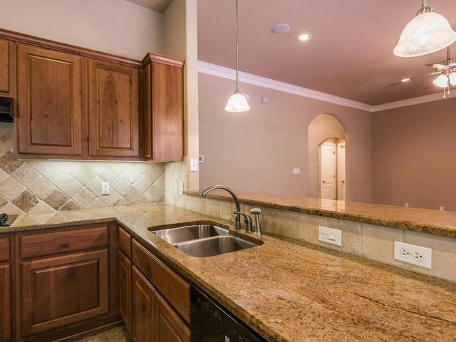 1007 Savanna LN, Cedar Park, TX 78613