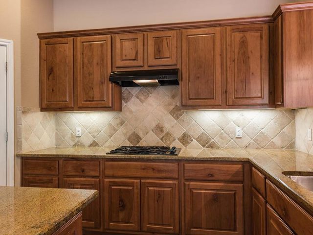 1007 Savanna LN, Cedar Park, TX 78613