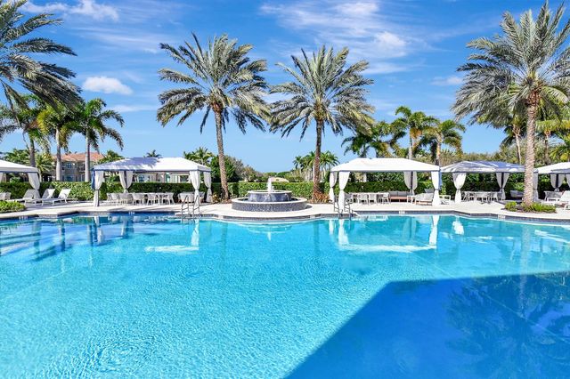 16879 Bridge Crossing Circle, Delray Beach, FL 33446