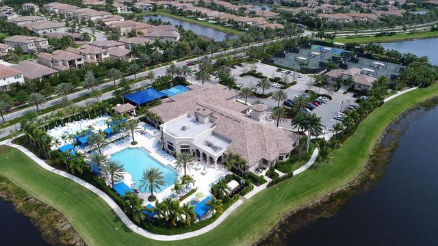 16879 Bridge Crossing Circle, Delray Beach, FL 33446