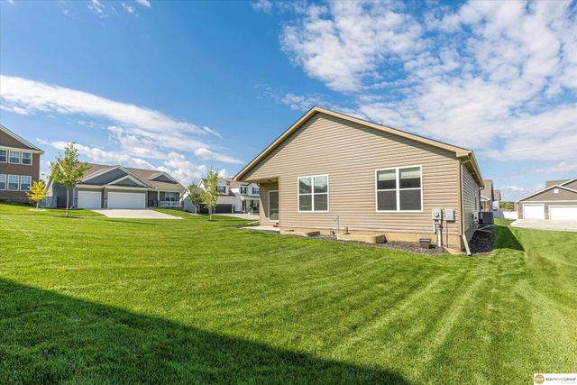 18461 Redwood Street, Omaha, NE 68136