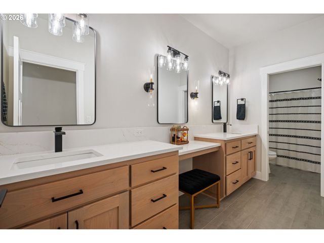 30003 Ne 128TH Ave, Battle Ground, WA 98604