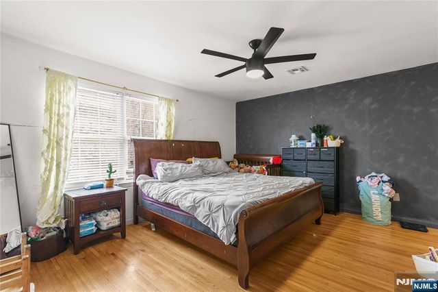 135 Highland Avenue, Newark, NJ 07104
