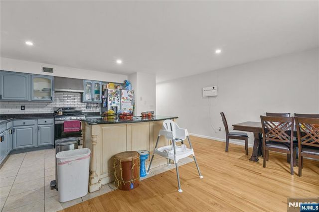 135 Highland Avenue, Newark, NJ 07104