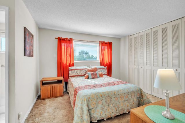 4262 Worthington Dr, North Highlands, CA 95660