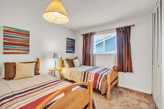 4262 Worthington Dr, North Highlands, CA 95660