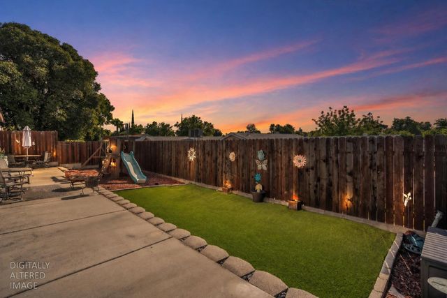 4262 Worthington Dr, North Highlands, CA 95660