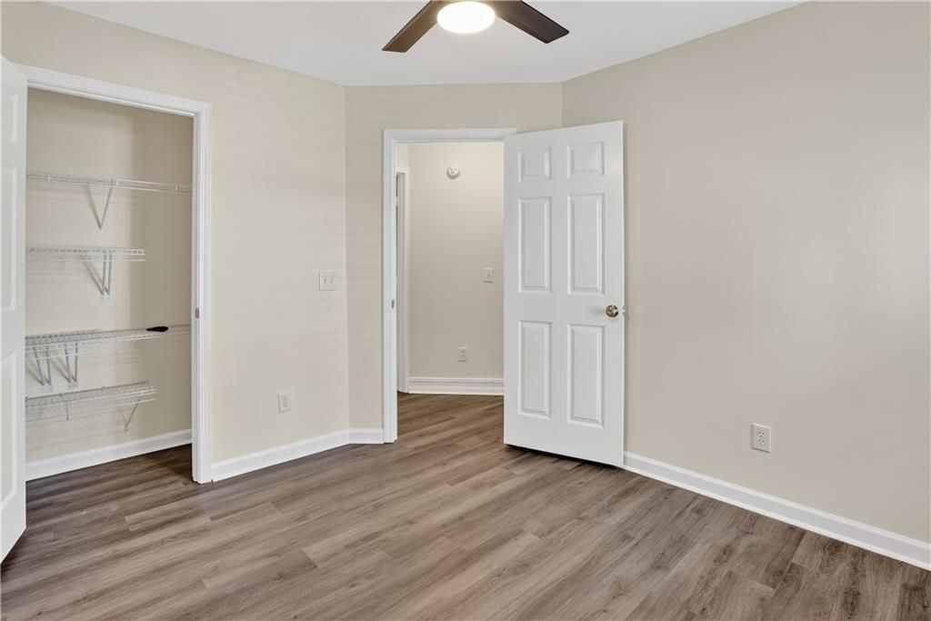 Image 25 of property listing at 225 Morton Creek Cir, Johns Creek, GA 30022