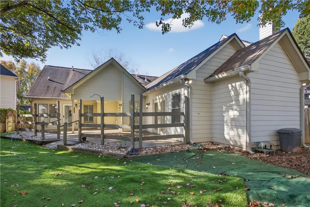 Image 27 of property listing at 225 Morton Creek Cir, Johns Creek, GA 30022