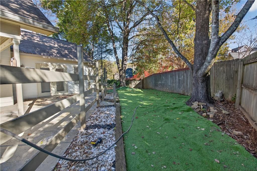 Image 28 of property listing at 225 Morton Creek Cir, Johns Creek, GA 30022