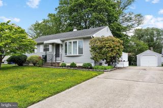 20 CHARLES BOSSERT DRIVE, Bordentown, NJ 08505