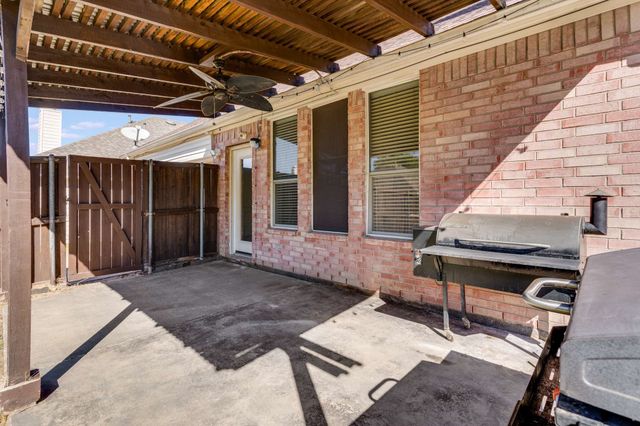 2012 Piedmont Drive, Lewisville, TX 75067