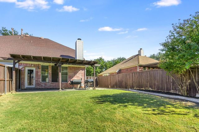 2012 Piedmont Drive, Lewisville, TX 75067