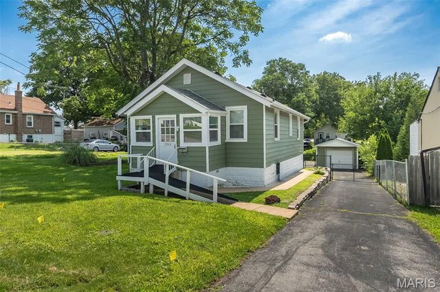 7808 Fleta Street, Affton, MO 63123