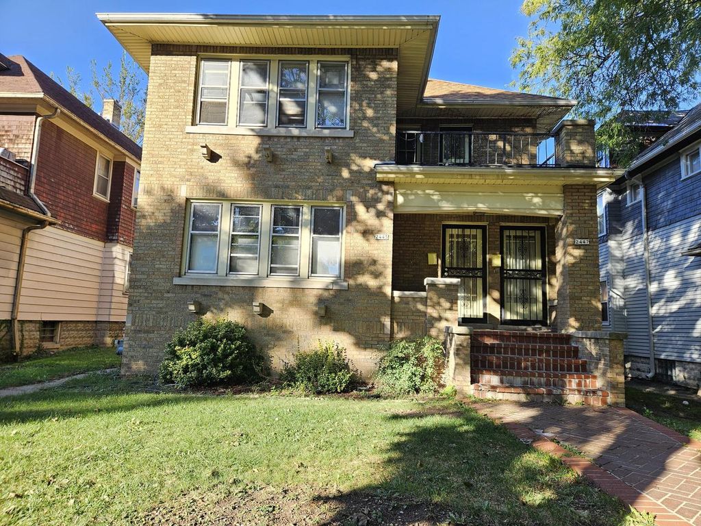 2445 N 50th STREET #2447, Milwaukee, WI 53210
