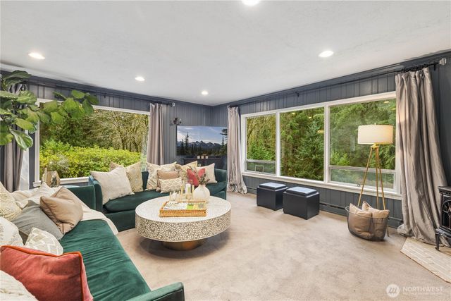 641 NW 175th Street, Shoreline, WA 98177