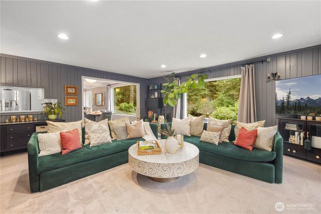 641 NW 175th Street, Shoreline, WA 98177