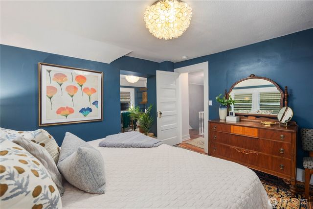 641 NW 175th Street, Shoreline, WA 98177