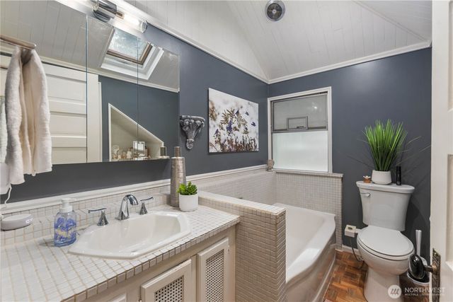 641 NW 175th Street, Shoreline, WA 98177