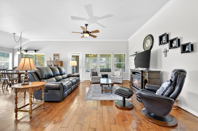 9605 Rosewood Drive, Denton, TX 76207
