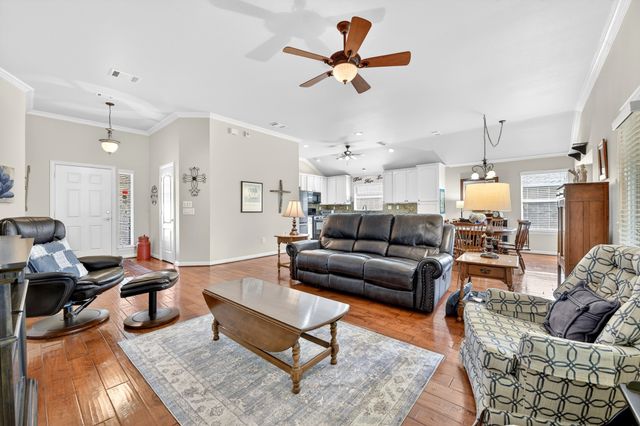 9605 Rosewood Drive, Denton, TX 76207