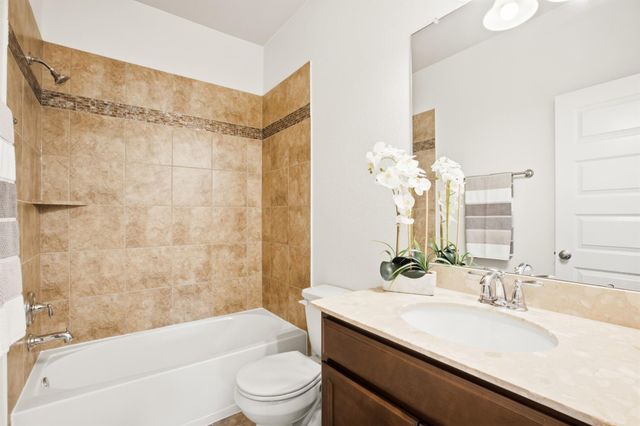 6639 Brady Springs Lane, Sugar Land, TX 77479