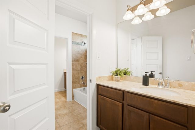 6639 Brady Springs Lane, Sugar Land, TX 77479