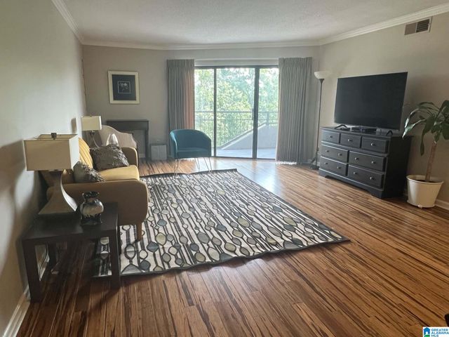 1120 BEACON PARKWAY, Birmingham, AL 35209