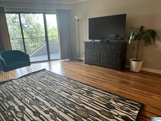 1120 BEACON PARKWAY, Birmingham, AL 35209