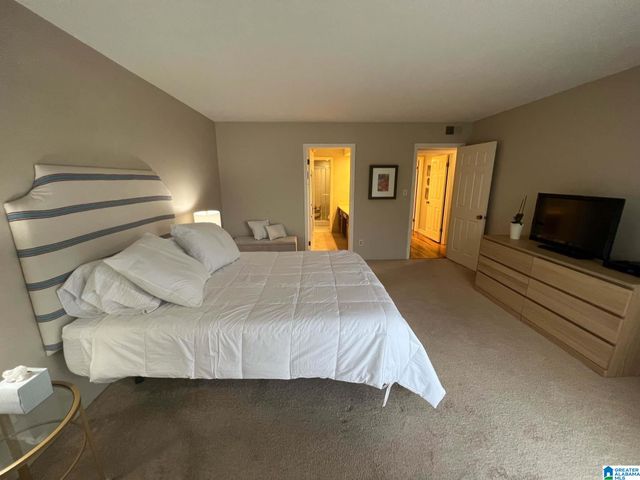 1120 BEACON PARKWAY, Birmingham, AL 35209