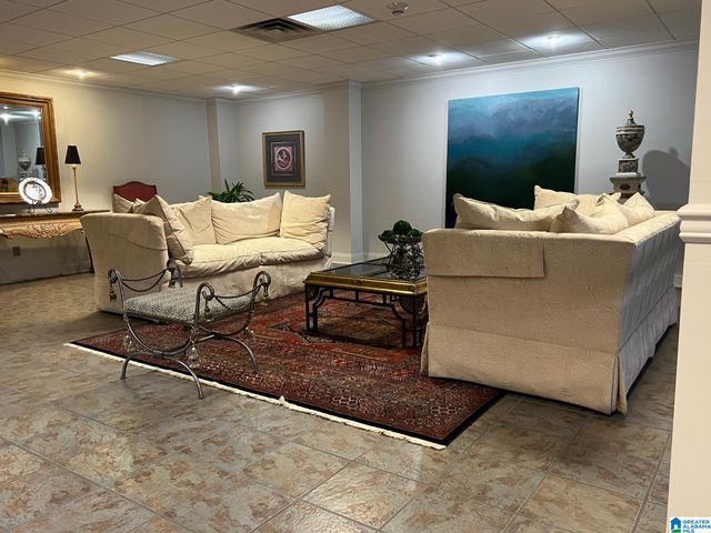 1120 BEACON PARKWAY, Birmingham, AL 35209