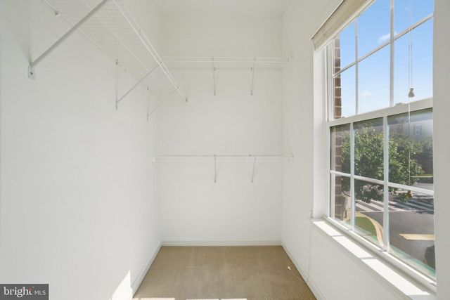 2506 HURSTON LN NE #G, Washington, DC 20018