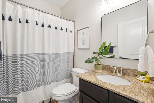 2506 HURSTON LN NE #G, Washington, DC 20018