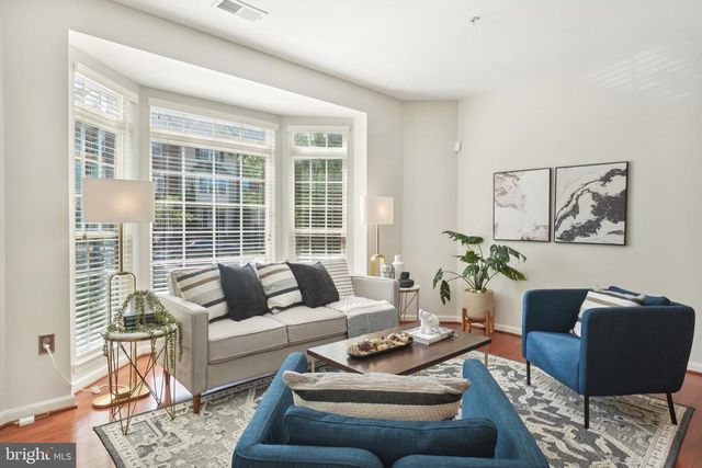 2506 HURSTON LN NE #G, Washington, DC 20018