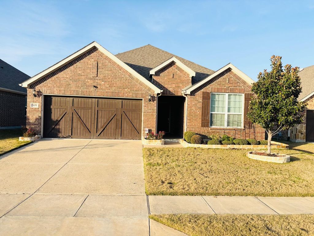 105 Hanover Trail, Lewisville, TX 75067