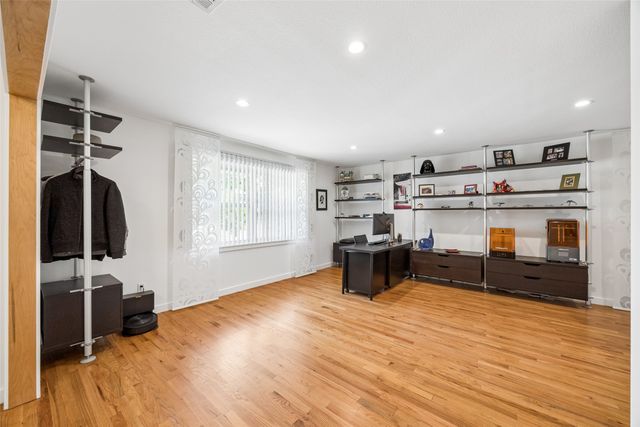 804 S Weatherred Drive, Richardson, TX 75080